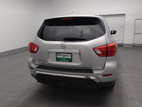 Used 2019 Nissan Pathfinder SV image 7