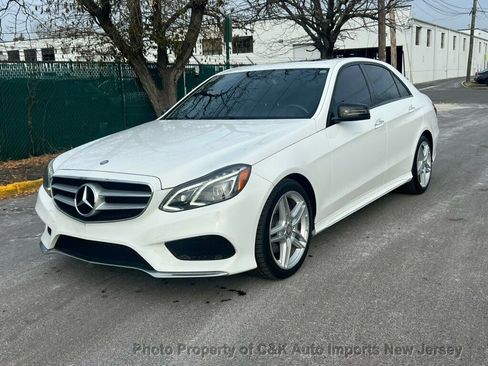 Used 2014 Mercedes-Benz E 350 Sedan image 2