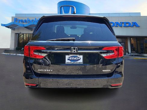 Certified 2023 Honda Odyssey Touring image 6