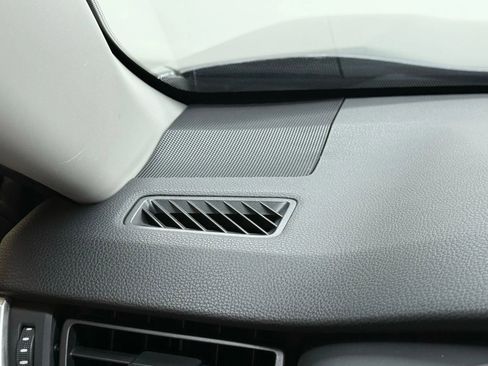 Used 2019 Toyota RAV4 XLE w/ Convenience Package image 40