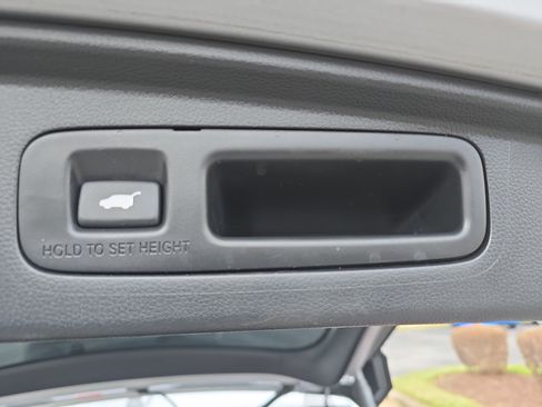 Used 2023 Honda CR-V EX-L image 13