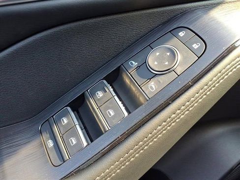 New 2026 Nissan Rogue Platinum image 18