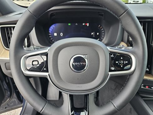New 2026 Volvo XC60 B5 Core w/ Protection Package image 33