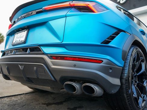 Used 2024 Lamborghini Urus Performante image 36