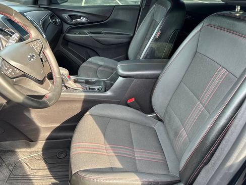 Used 2024 Chevrolet Equinox RS FWD image 18