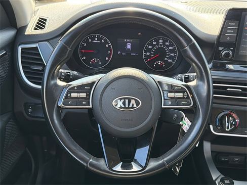 Used 2021 Kia Seltos S image 23
