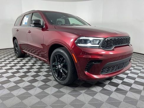 Used 2024 Dodge Durango GT image 2