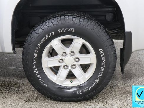 Used 2013 GMC Sierra 1500 SLE w/ Power Tech Package image 34