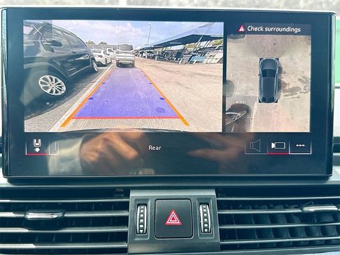 Used 2023 Audi SQ5 Premium Plus image 14