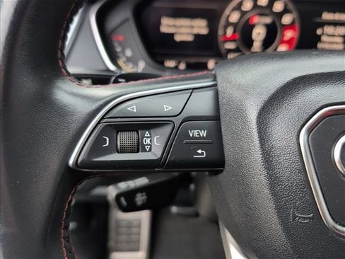 Used 2019 Audi SQ5 Premium Plus w/ Premium Plus Package image 17