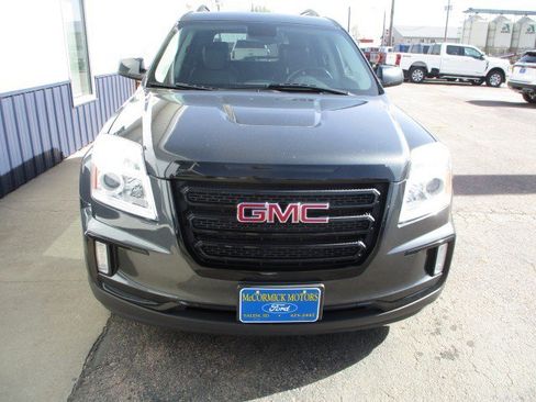 Used 2017 GMC Terrain SLT w/ Open Road Package AWD/4WD image 3