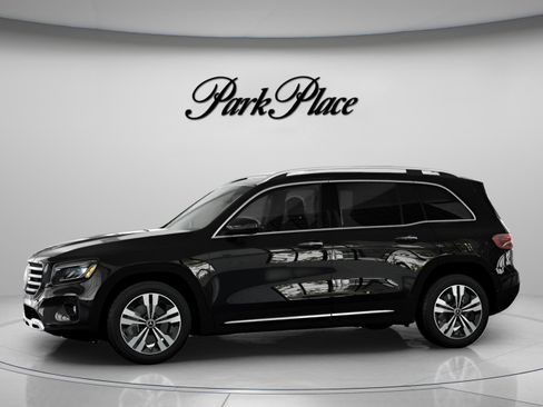 New 2026 Mercedes-Benz GLB 250 image 4