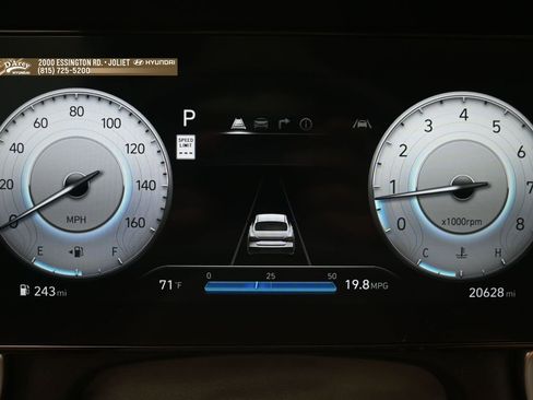 Certified 2024 Hyundai Elantra SEL w/ Convenience Package FWD image 9