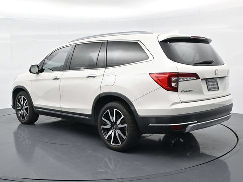 Used 2019 Honda Pilot Elite image 3