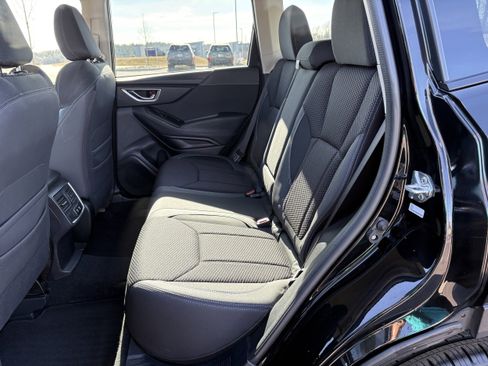 Certified 2023 Subaru Forester Premium image 33