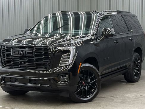 Used 2026 GMC Yukon Denali w/ Sun & Power Step Package image 1