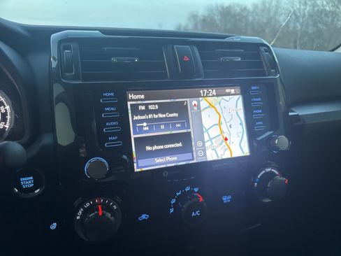 Used 2023 Toyota 4Runner TRD Off-Road Premium w/ Moonroof Package image 15