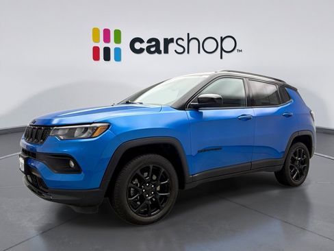 Used 2023 Jeep Compass Latitude w/ Convenience Group image 1