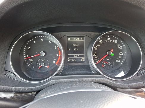 Used 2018 Volkswagen Passat 2.0T SE image 20