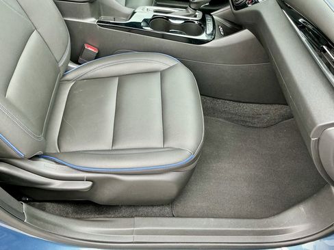 Used 2024 Buick Envista Sport Touring w/ Convenience I Package image 23