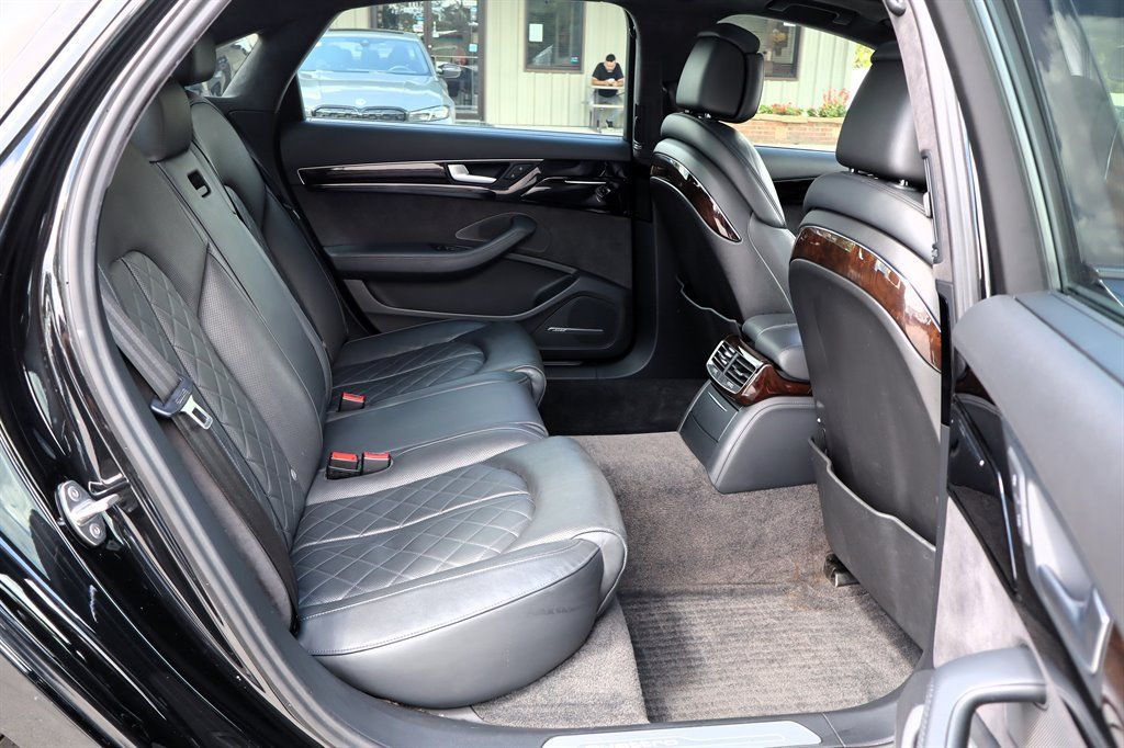 Used 2016 Audi A8 L TDI w/ Executive Package AWD/4WD image 20