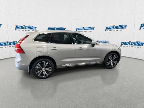 Used 2022 Volvo XC60 B5 Inscription AWD/4WD image 12