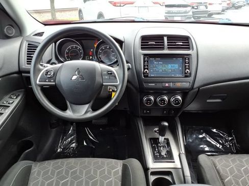 Used 2024 Mitsubishi Outlander Sport AWD image 16