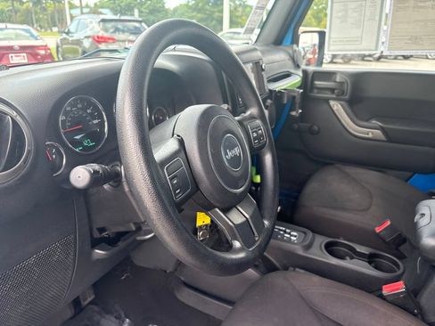 Used 2015 Jeep Wrangler Sport AWD/4WD image 15