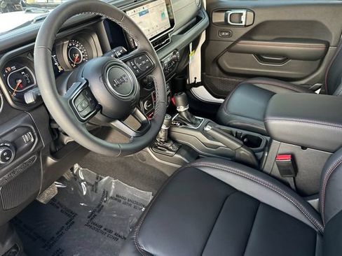 New 2026 Jeep Gladiator Rubicon AWD/4WD image 9