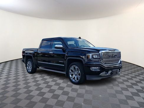 Used 2017 GMC Sierra 1500 Denali w/ Denali Ultimate Package AWD/4WD image 4