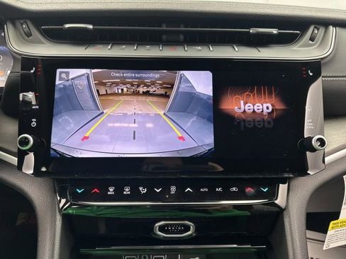 New 2026 Jeep Grand Cherokee Altitude AWD/4WD image 47