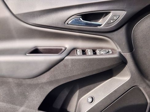 Certified 2022 Chevrolet Equinox LT FWD image 23