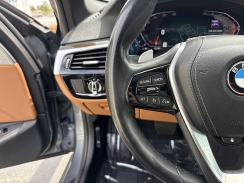 Used 2021 BMW 540i w/ Premium Package RWD image 19