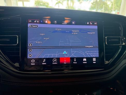 Used 2021 Dodge Durango R/T w/ Blacktop Package RWD image 11