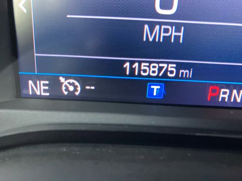 Used 2019 Chevrolet Camaro LT w/ RS Package image 14