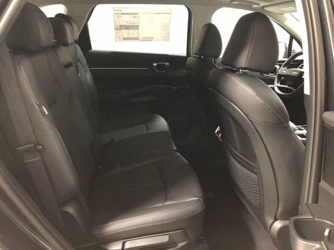 New 2026 Kia Sorento S w/ S Panoramic Sunroof Package FWD image 10