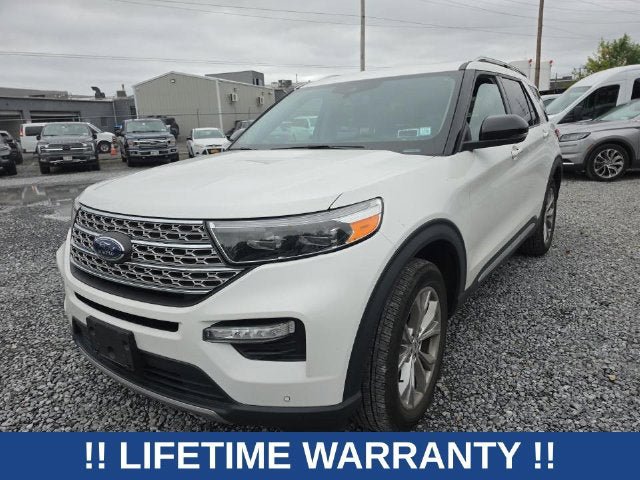 Used 2023 Ford Explorer Limited w/ Limited Technology Package AWD/4WD image 2