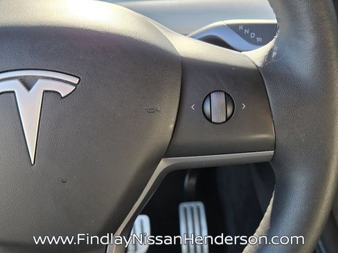 Used 2022 Tesla Model Y Performance AWD/4WD image 25