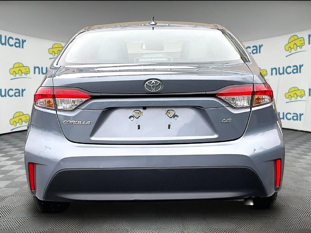 Certified 2025 Toyota Corolla LE FWD image 5