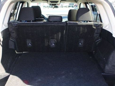 Used 2023 Nissan Rogue SV image 8