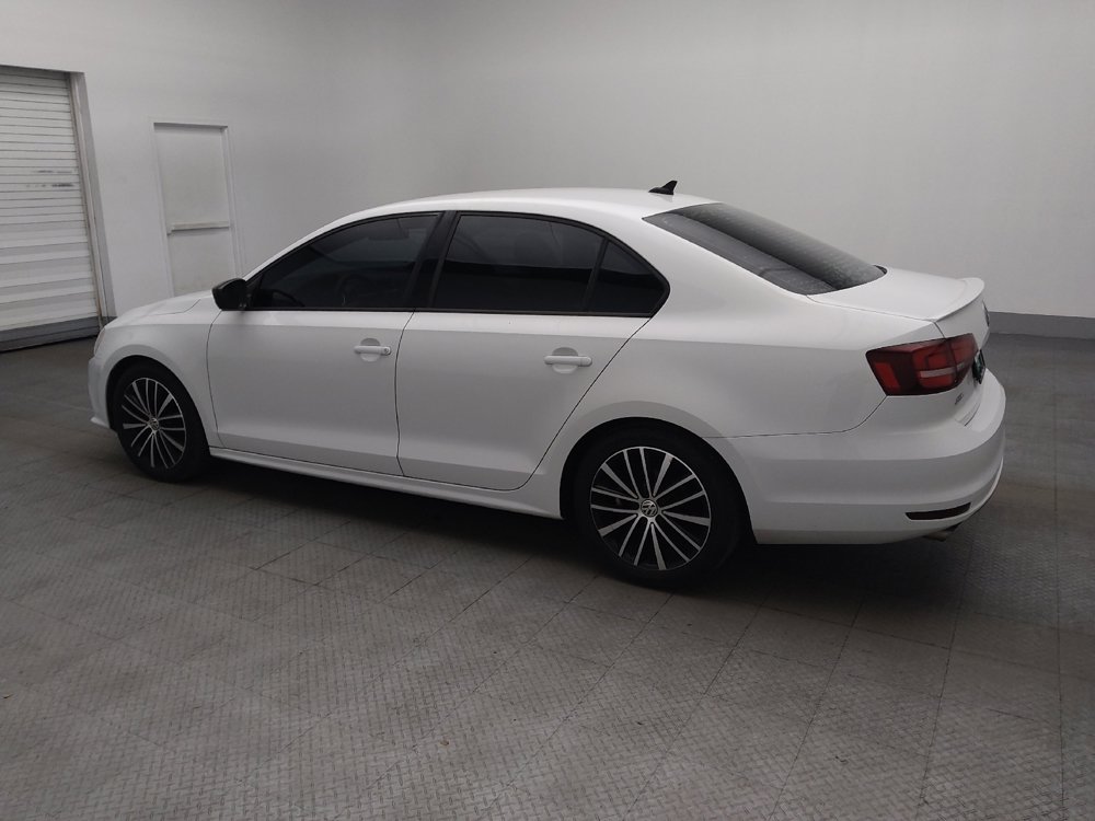 Used 2016 Volkswagen Jetta Sport FWD image 3