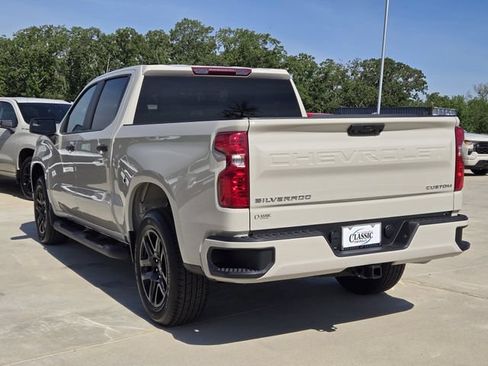 New 2026 Chevrolet Silverado 1500 Custom RWD image 4