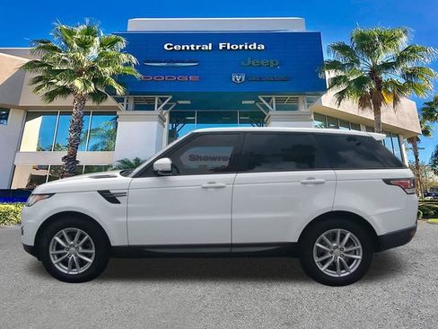 Used 2017 Land Rover Range Rover Sport SE AWD/4WD image 8