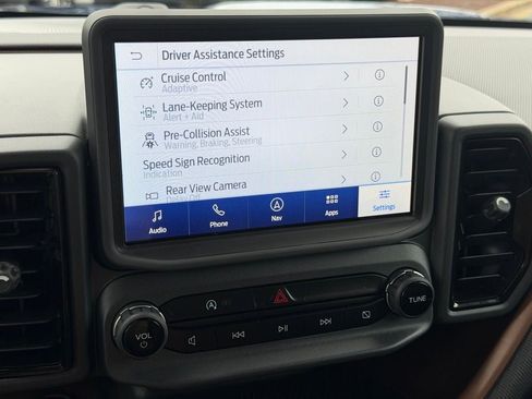 Certified 2024 Ford Bronco Sport Outer Banks w/ Tech Package image 40