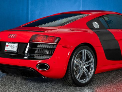 Used 2010 Audi R8 V10 image 28