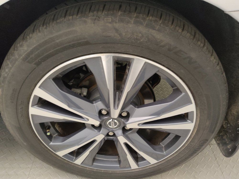 Used 2019 Nissan Pathfinder Platinum FWD image 31