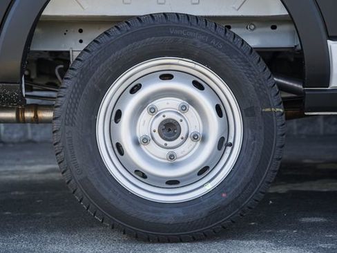 New 2026 Ford Transit 250 148 Medium Roof image 24