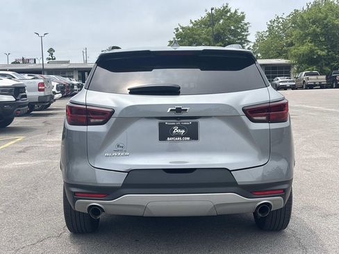 Used 2023 Chevrolet Blazer LT w/ Convenience Package FWD image 4