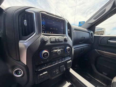 Used 2020 Chevrolet Silverado 1500 RST AWD/4WD image 19