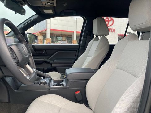 Certified 2026 Toyota 4Runner SR5 AWD/4WD image 10
